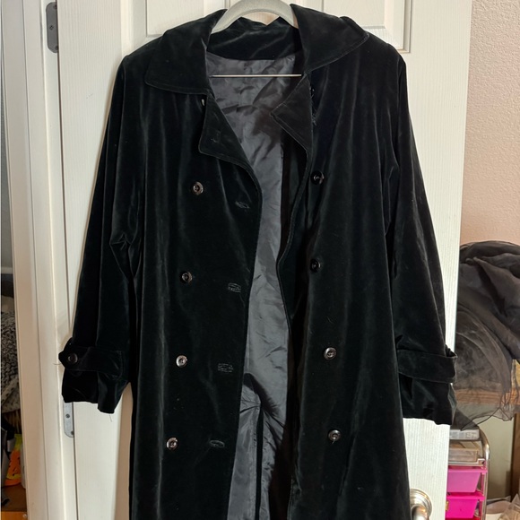 Black Velvet Double-Breasted Coat - Picture 3 of 9